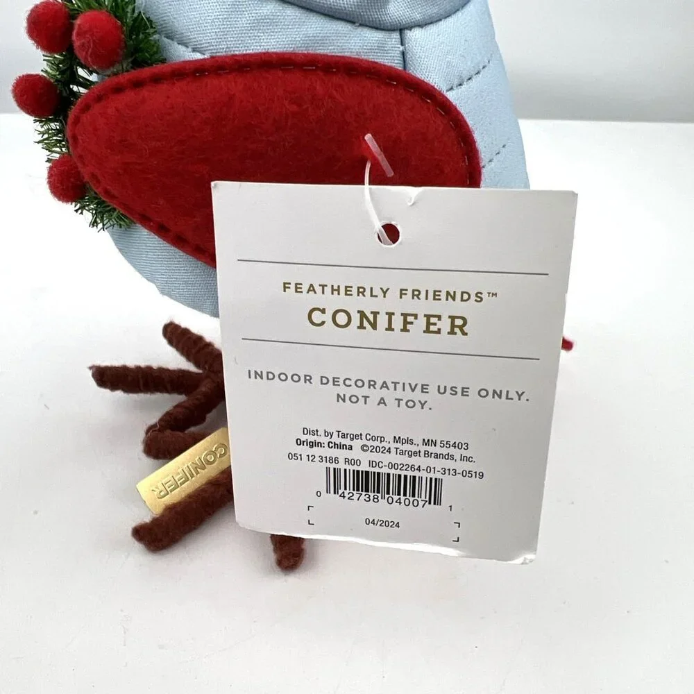 Target Wondershop Featherly Friends Christmas 2024 CONIFER Puffer Vest Wreath